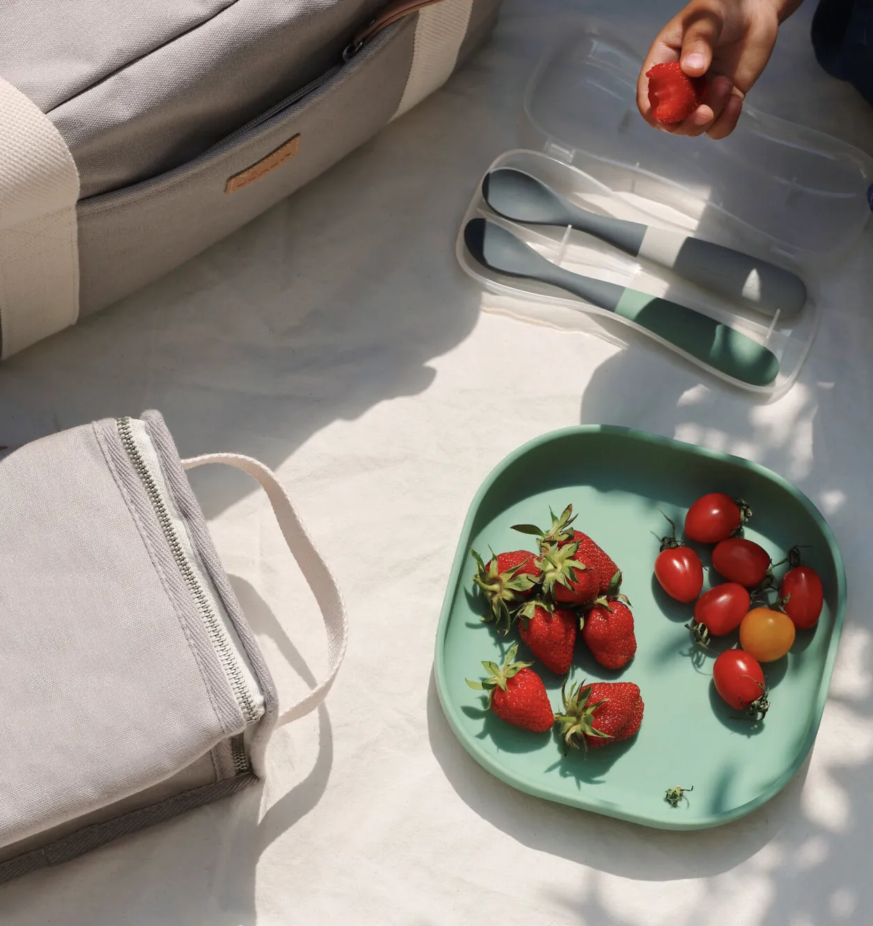 BÉABA Couverts, Vaisselle Et Bavoirs*Lot De 2 Cuilleres 1Er Age Silicone Bi-Ton Mineral